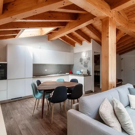 Appartement Serendipity- By Myhomeincomo *