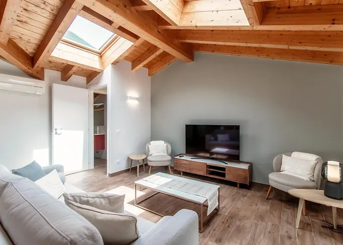 Serendipity- By Myhomeincomo * Lenno